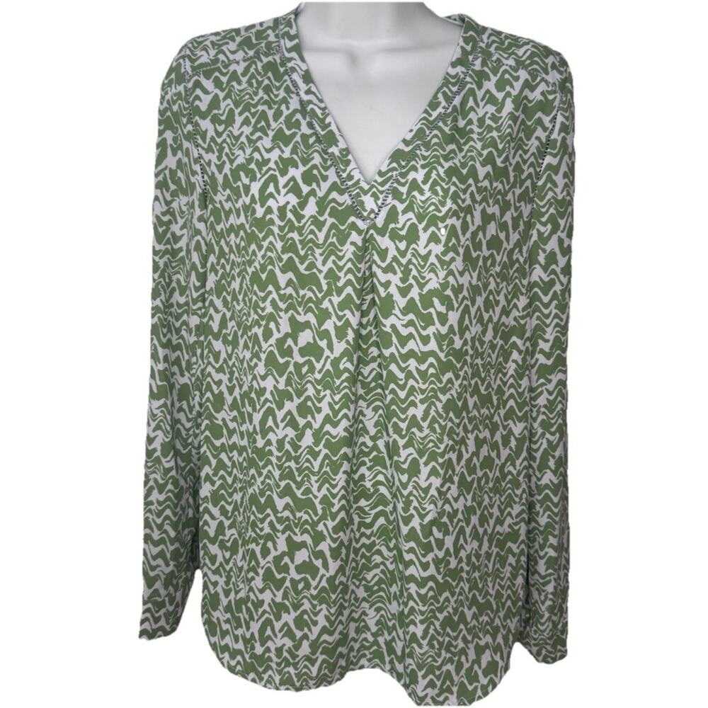Halogen Blouse Women XS Green And White Lightweight long Sleeve V-Neck NEW